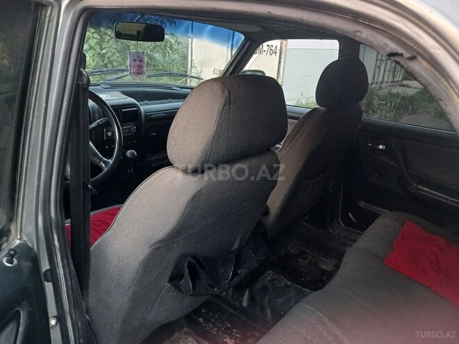 GAZ 31105 2004, 325,000 km - 2.3 l - Göyçay