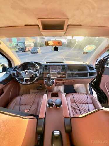 Volkswagen Transporter-9