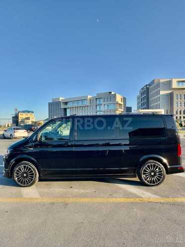 Volkswagen Transporter-4
