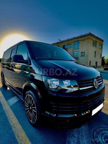 Volkswagen Transporter-1