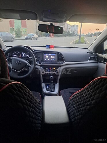 Hyundai Elantra 2018, 139,000 km - 2.0 l - Bakı