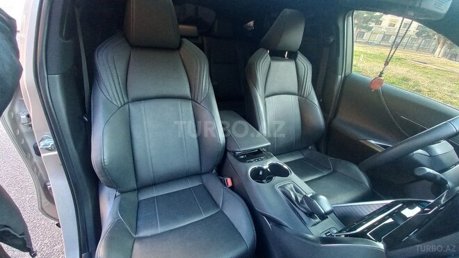 Toyota Venza 2021, 47,000 km - 2.5 l - Bakı