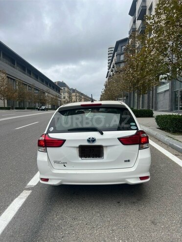 Toyota Corolla Fielder 2018, 107,000 km - 1.5 л - Bakı