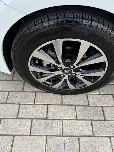Hyundai Accent 2014, 147,587 km - 1.6 l - İmişli