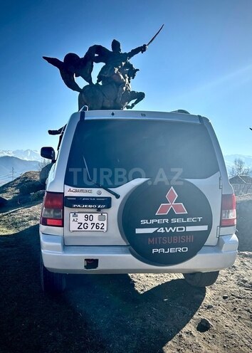 Mitsubishi Pajero io 1999, 380,000 km - 1.8 l - Bakı
