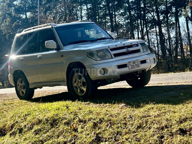 Mitsubishi Pajero io 1999, 380,000 km - 1.8 l - Bakı