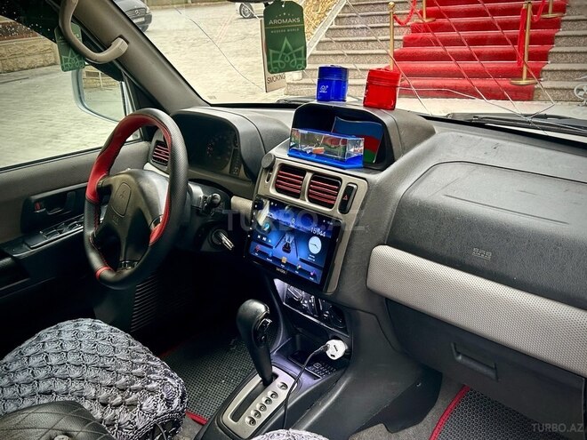 Mitsubishi Pajero io 1999, 380,000 km - 1.8 l - Bakı
