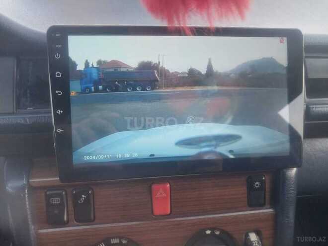 Mercedes E 200 d 1990, 588,365 km - 2.0 l - Astara