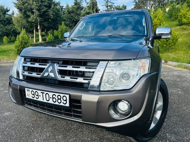 Mitsubishi Pajero 2014, 130,000 km - 3.5 л - Bakı
