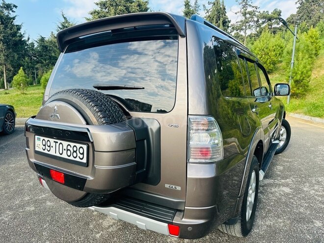 Mitsubishi Pajero 2014, 130,000 km - 3.5 л - Bakı