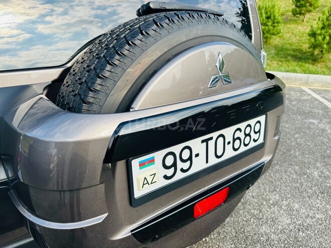 Mitsubishi Pajero 2014, 130,000 km - 3.5 л - Bakı