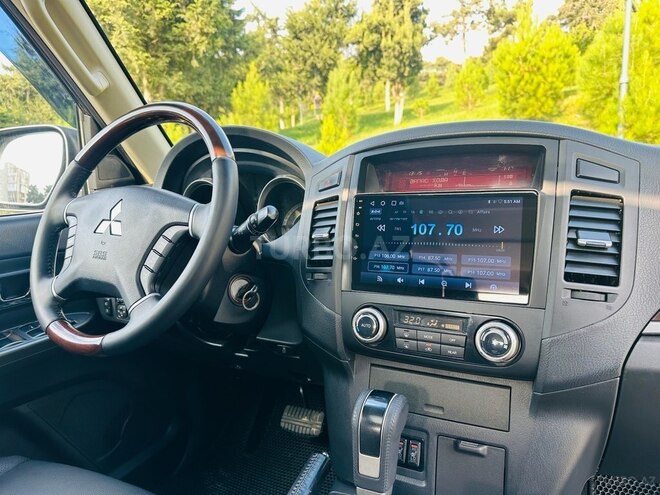 Mitsubishi Pajero 2014, 130,000 km - 3.5 л - Bakı