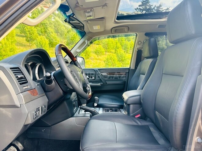 Mitsubishi Pajero 2014, 130,000 km - 3.5 л - Bakı