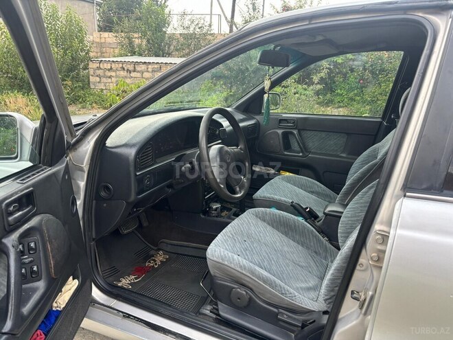 Hyundai Elantra 1995, 290,000 km - 1.5 l - Bakı