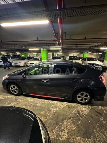 Toyota Prius 2015, 112,654 km - 1.8 л - Bakı