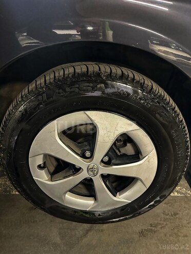 Toyota Prius 2015, 112,654 km - 1.8 л - Bakı