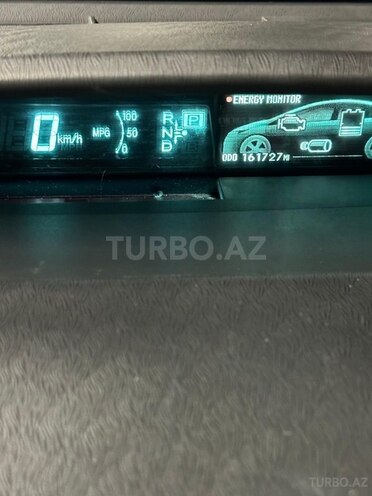 Toyota Prius 2015, 112,654 km - 1.8 л - Bakı