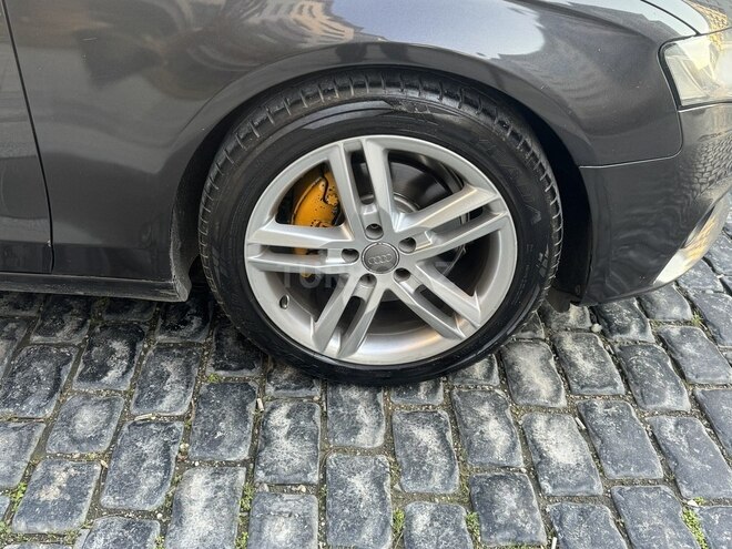 Audi A4 2009, 371,000 km - 3.0 l - Bakı