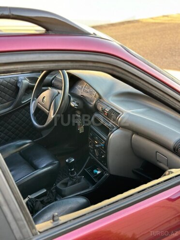Opel Astra 1993, 999,999 km - 1.4 l - Bakı