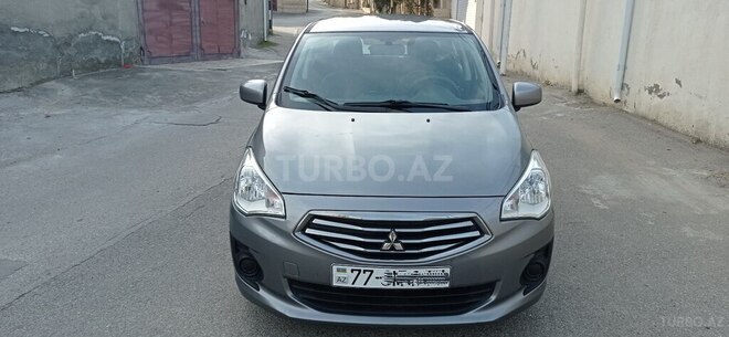 Mitsubishi Attrage 2018, 80,000 km - 1.2 l - Bakı