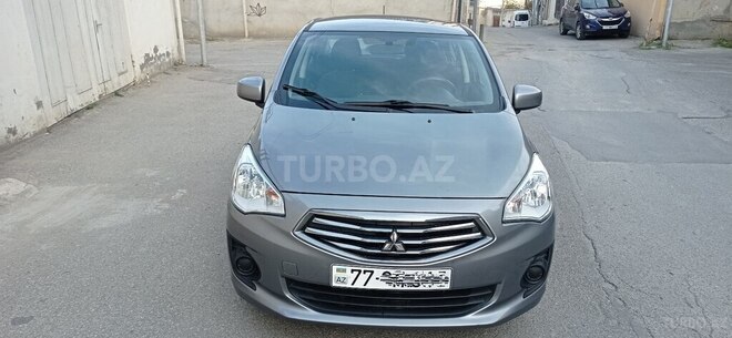 Mitsubishi Attrage 2018, 80,000 km - 1.2 l - Bakı