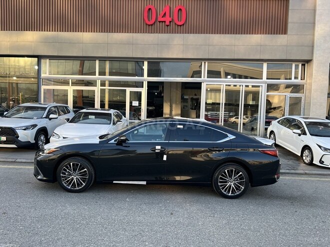 Lexus ES 300h-3