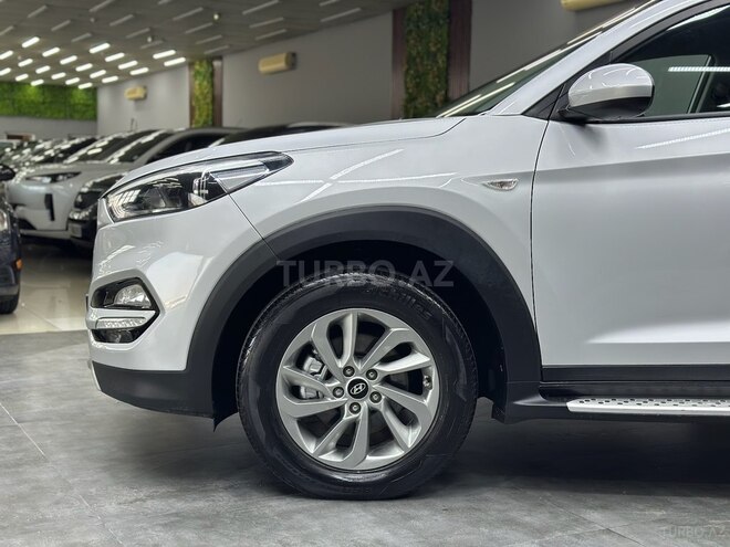Hyundai Tucson-5
