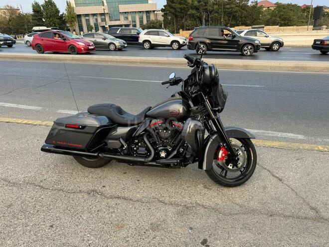 Harley-Davidson FLHX Street Glide 2015, 27,358 km - 1.7 l - Bakı