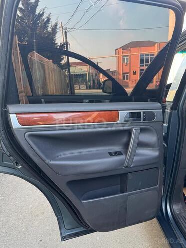 Volkswagen Touareg 2004, 254,378 km - 3.2 l - Bakı