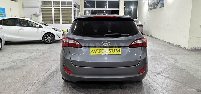 Hyundai i30 2013, 283,000 km - 1.6 l - Sumqayıt