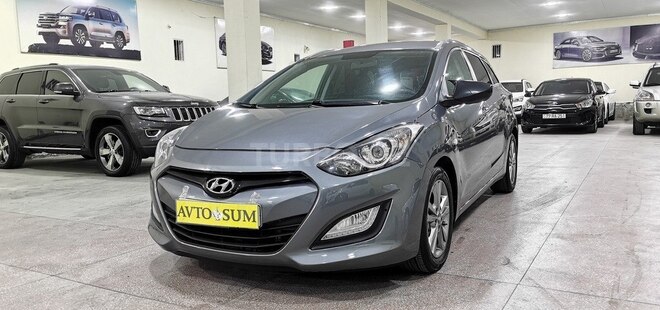 Hyundai i30 2013, 283,000 km - 1.6 l - Sumqayıt
