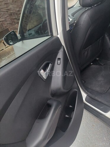 Hyundai Tucson 2014, 240,000 km - 2.0 l - Bakı