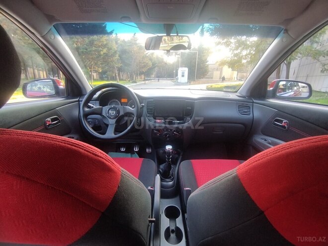 Kia Rio 2005, 332,000 km - 1.5 l - Bakı