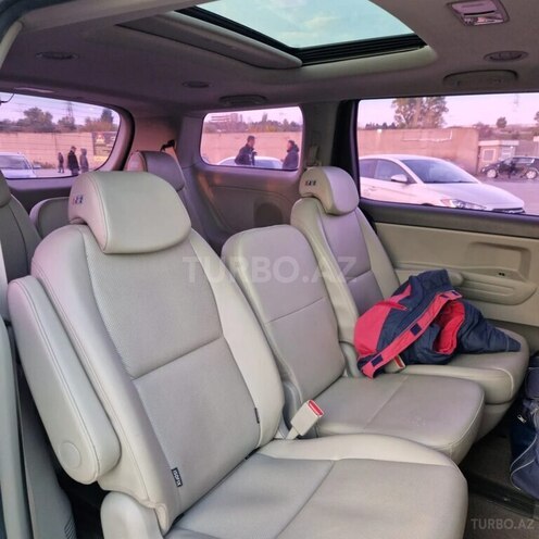 Kia Carnival 2015, 200,000 km - 2.2 л - Bakı
