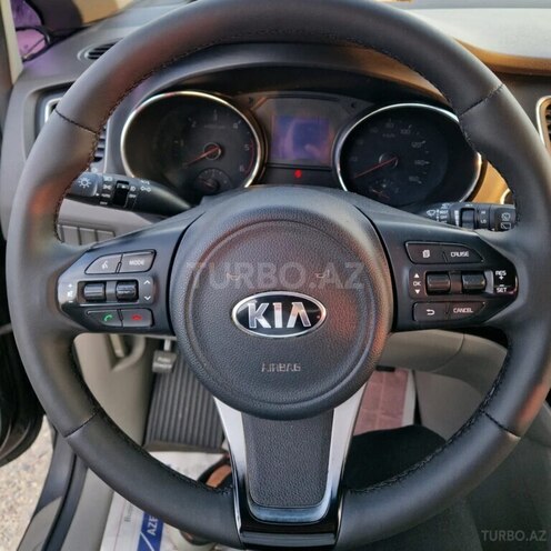 Kia Carnival 2015, 200,000 km - 2.2 л - Bakı