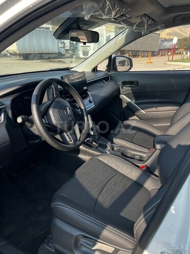 Toyota Corolla Cross-6