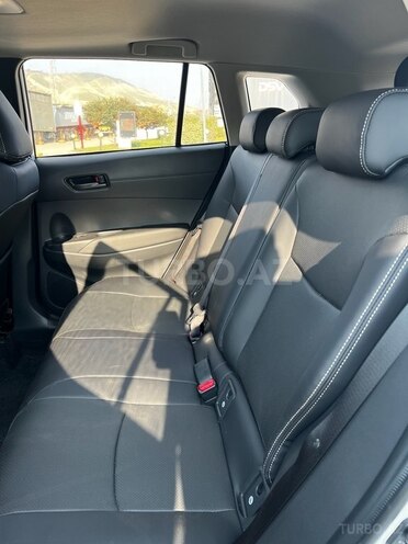 Toyota Corolla Cross-9