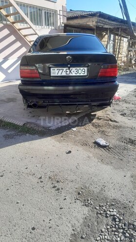 BMW 318 1993, 342,750 km - 1.8 l - Quba