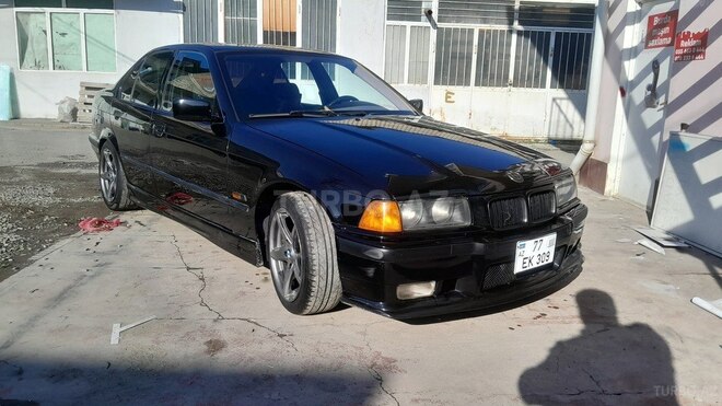 BMW 318 1993, 342,750 km - 1.8 l - Quba