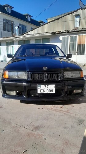 BMW 318 1993, 342,750 km - 1.8 l - Quba