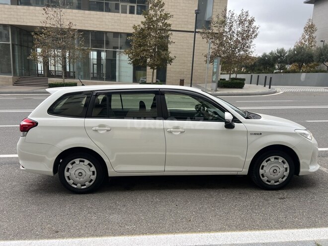 Toyota Corolla Fielder 2018, 107,000 km - 1.5 l - Bakı