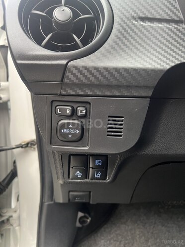 Toyota Corolla Fielder 2018, 107,000 km - 1.5 l - Bakı