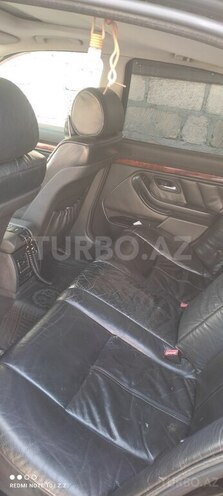 BMW 523 1999, 390,000 km - 2.5 l - Göyçay