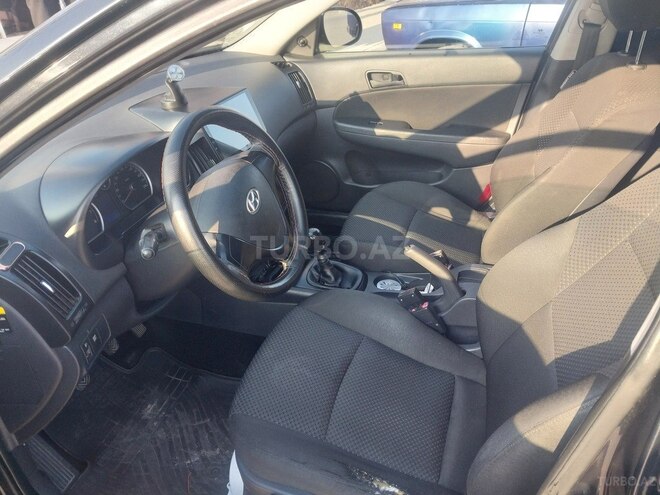 Hyundai i30 2009, 298,000 km - 1.4 l - Gəncə