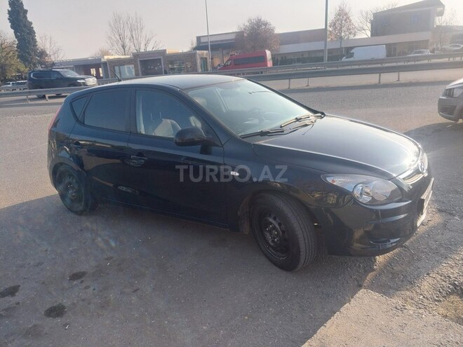 Hyundai i30 2009, 298,000 km - 1.4 l - Gəncə