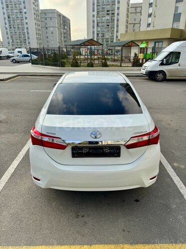 Toyota Corolla 2013, 196,000 km - 1.6 l - Bakı