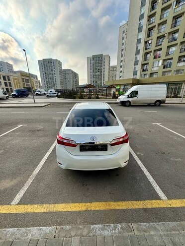 Toyota Corolla 2013, 196,000 km - 1.6 l - Bakı