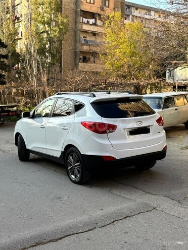 Hyundai Tucson 2015, 238,183 km - 2.0 л - Bakı