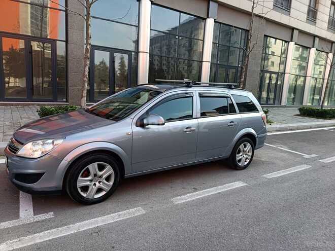 Opel Astra 2009, 273,000 km - 1.4 l - Bakı