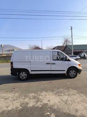 Mercedes Vito 2000, 270,555 km - 2.2 л - Zaqatala